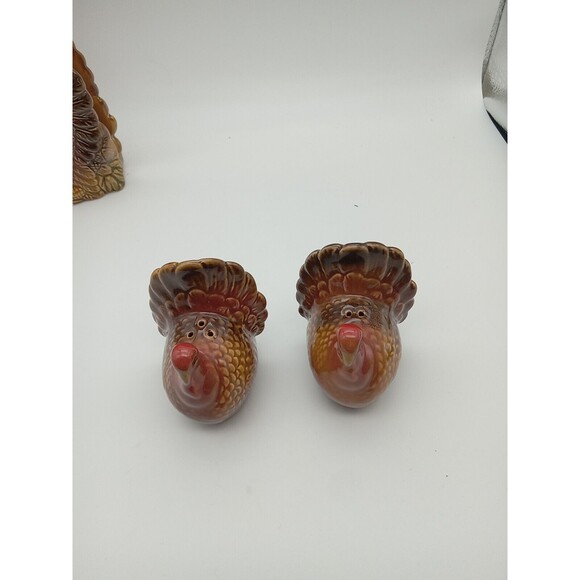 Vintage Turkey Salt & Pepper Shakers Glazed With Napkin Holder - Picture 3 of 12